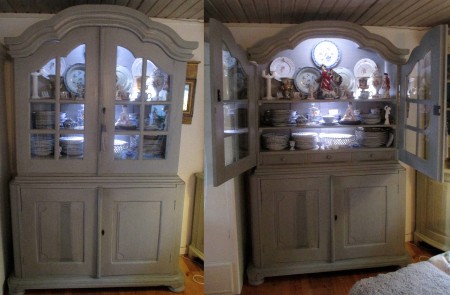 Vitrinskåp rokokostil antikblå 